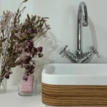 capsule-wooden-counter-vessel